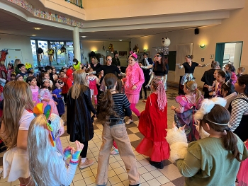 Bild "schulleben_feste_karneval25_1.JPG"