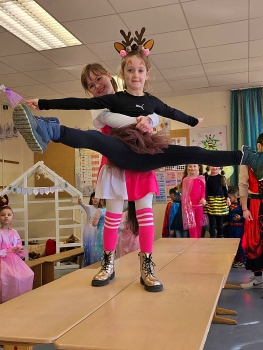 Bild "schulleben_feste_karneval25_5.JPG"