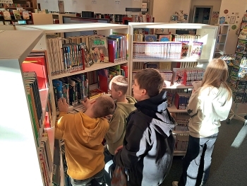 Bild "schulleben_highlights_buecherei_1.JPG"